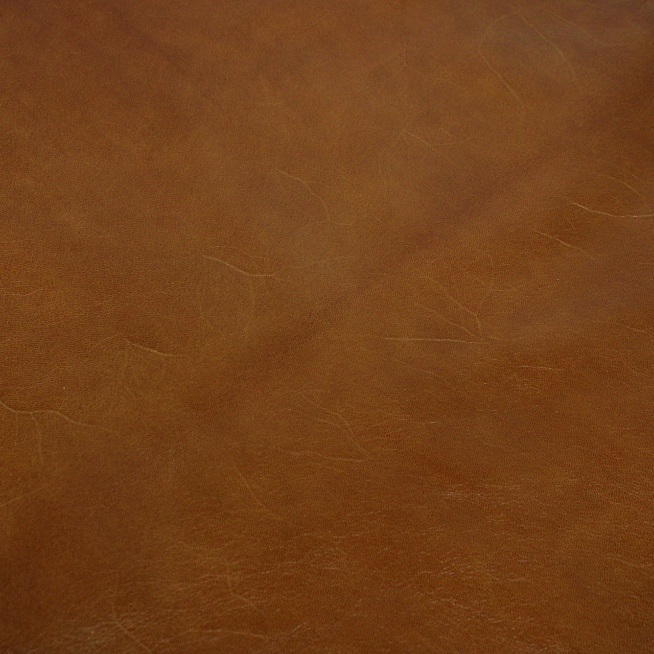 DISTRESSED CEDAR LEATHER
