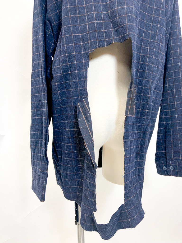 NAVY BUTTON DOWN SHIRT