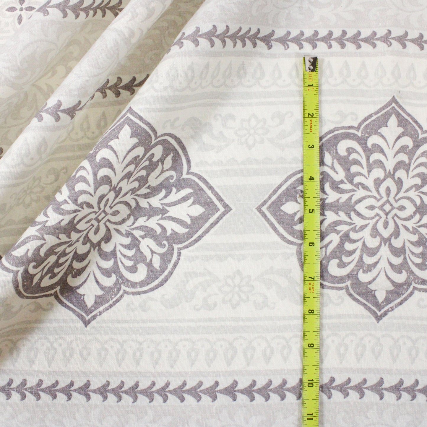 "CORNELL STRIPE" LINEN