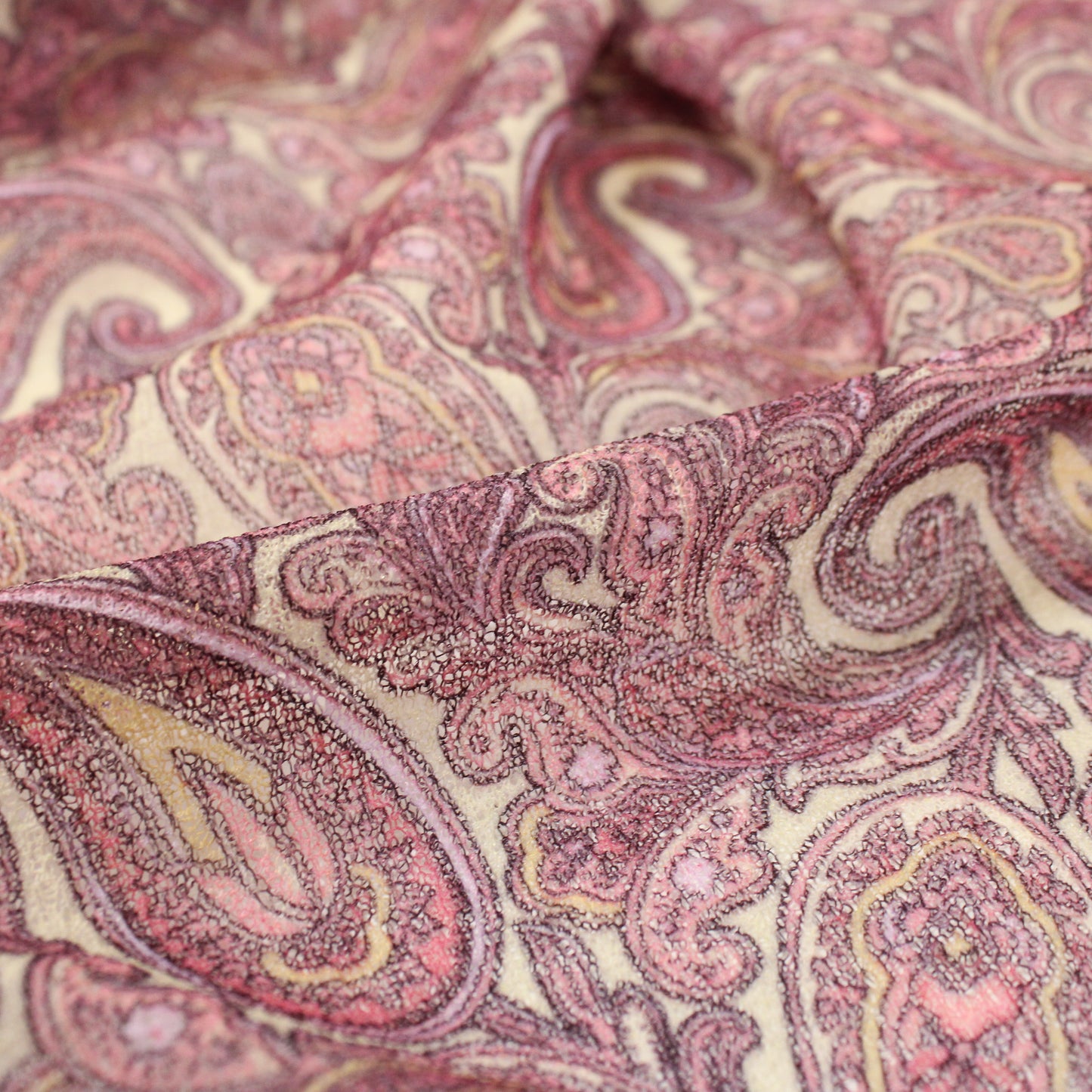 PINK PAISLEY CREPE