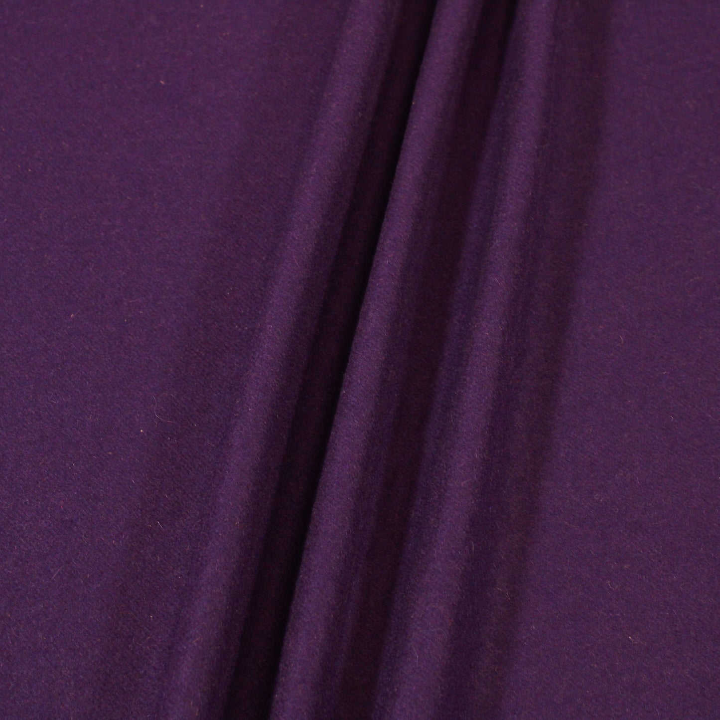 4 1/4 YARDS PURPLE CASHMERE