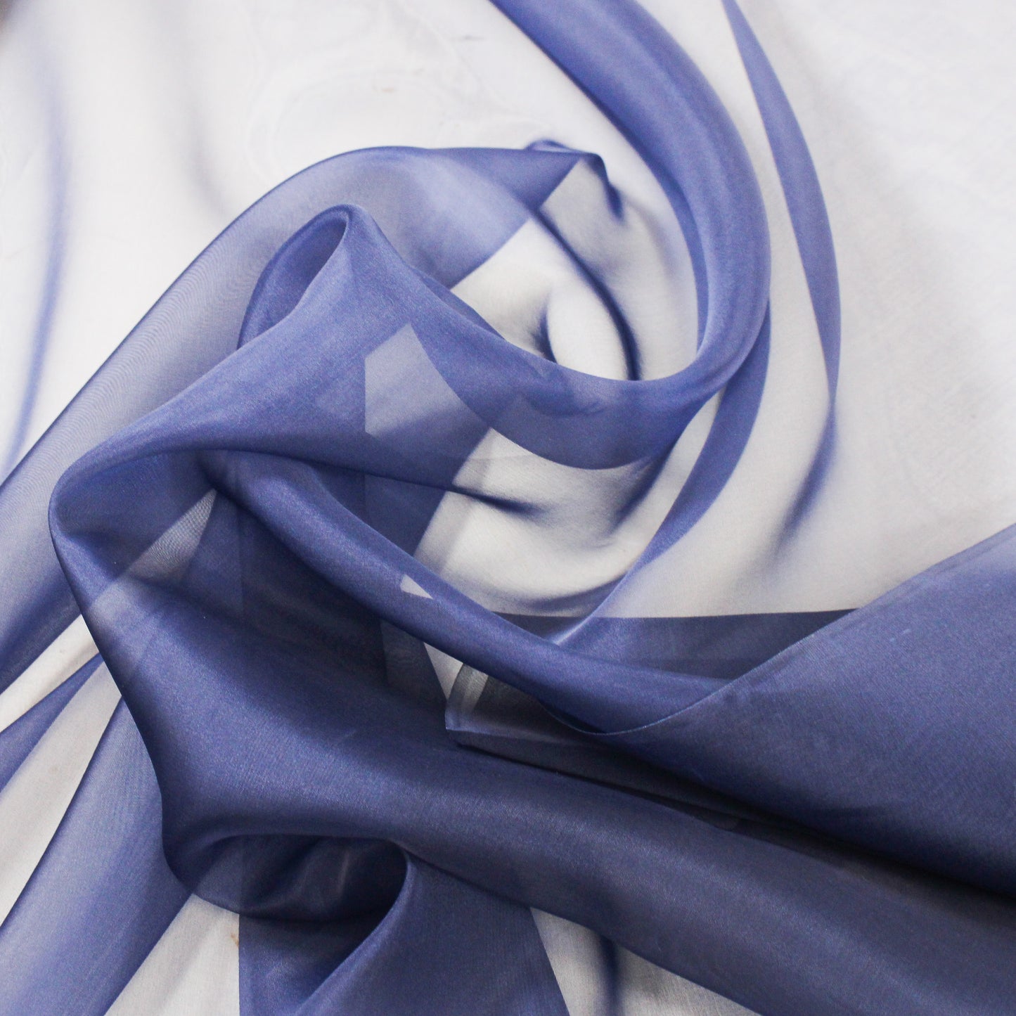 NAVY ORGANZA