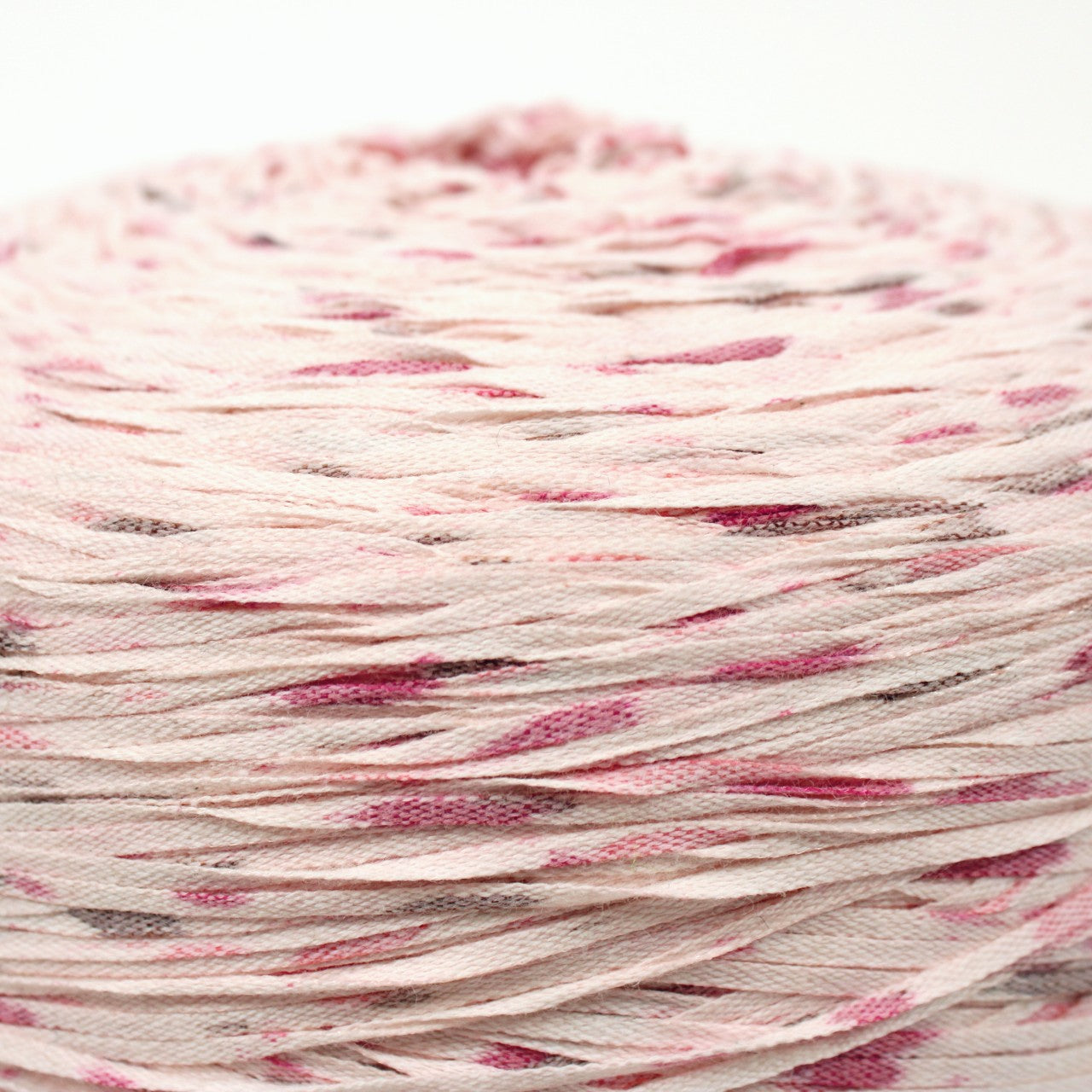 STRAWBERRY PINK NOVELTY YARN