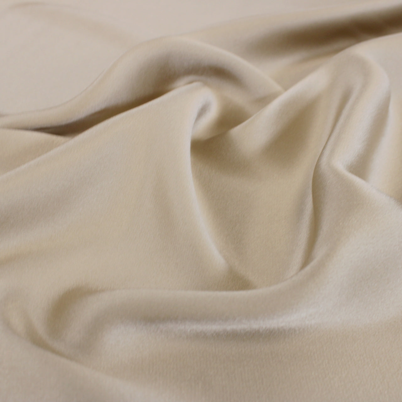 CHAMPAGNE SATIN POLYESTER