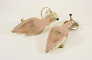 CHAMPAGNE HEELS