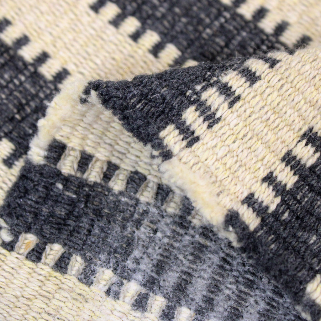 STRIPED JACQUARD UPHOLSTERY (5 COLORS)
