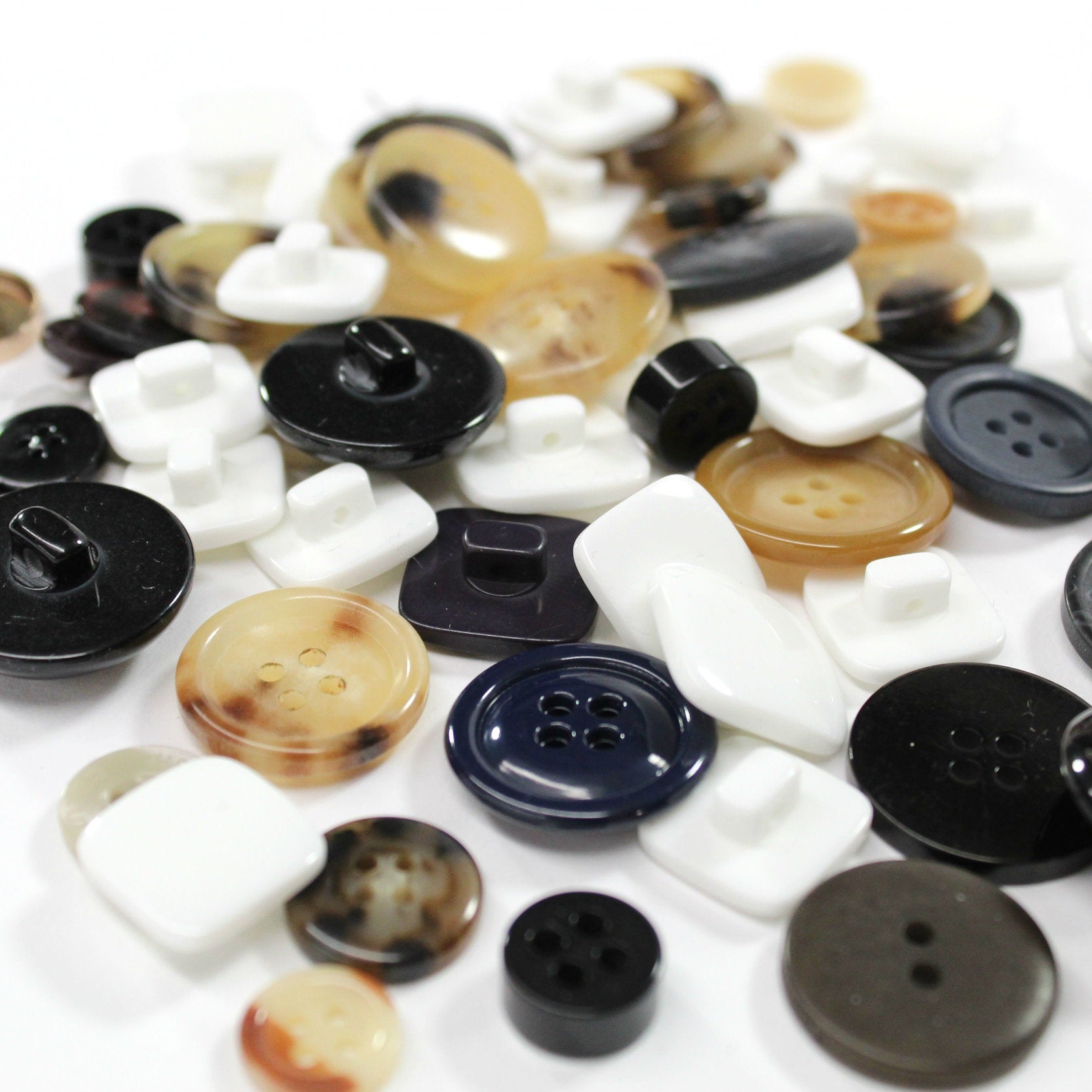 Pack of 100g - Mixed Sizes of Various Shaped Mixed Buttons for
