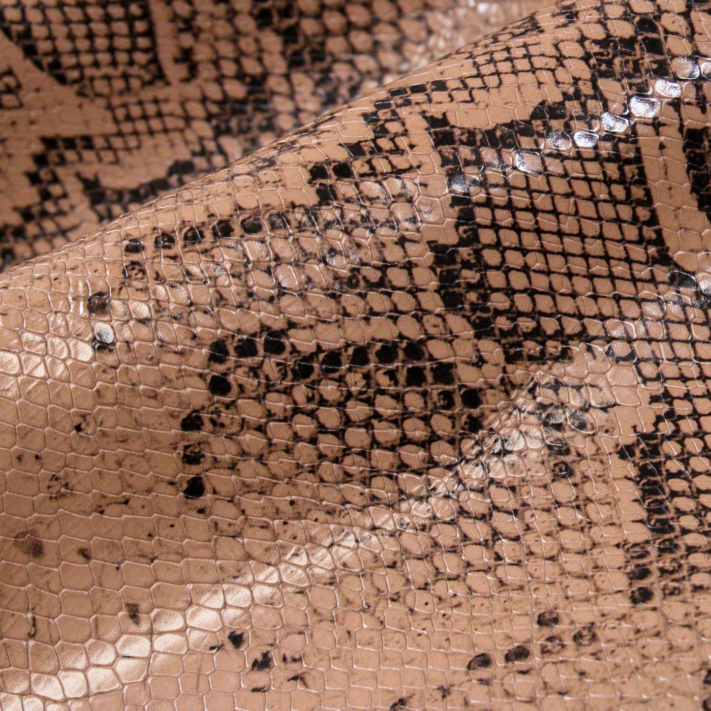 LARGE TAN SNAKESKIN LEATHER